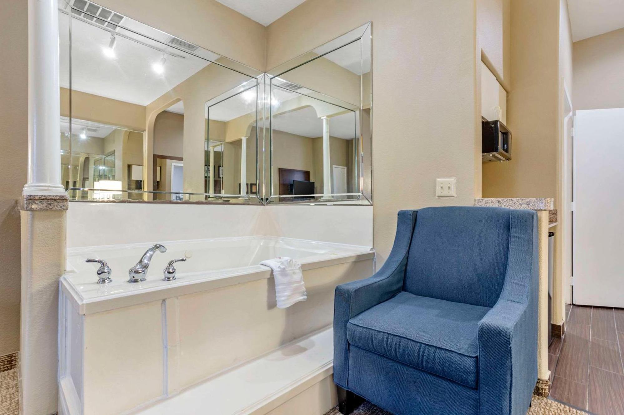 Comfort Suites Houston Nw - Vintage Park Eksteriør bilde